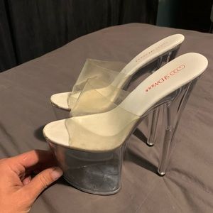 Ex heels she left here, make an offer